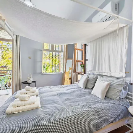 Maison Roxanne & Maisonette In Medieval By Rhodes4vacation