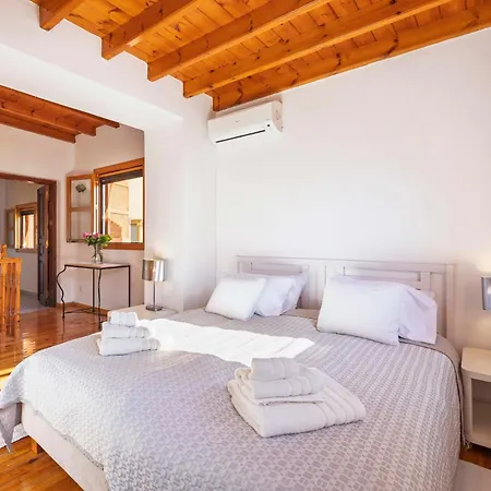 Maison Roxanne & Maisonette In Medieval By Rhodes4vacation