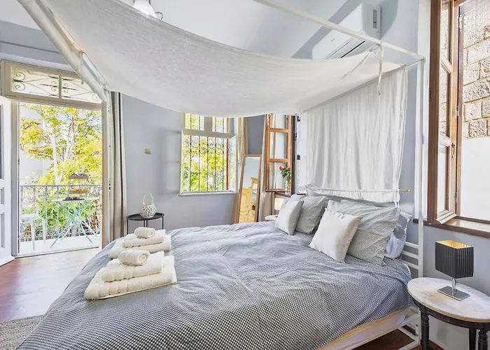 Maison Roxanne & Maisonette In Medieval By Rhodes4vacation