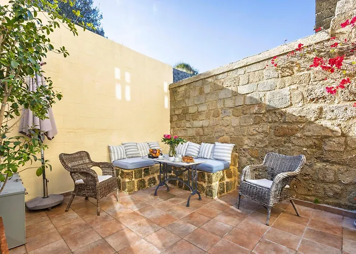 Maison Roxanne & Maisonette In Medieval By Rhodes4vacation