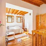 Feriehus Maison Roxanne & Maisonette In Medieval By Rhodes4vacation